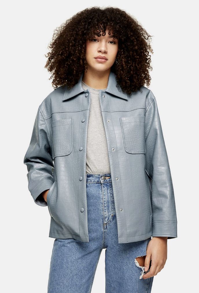 Bledě modrý shacket, Topshop přes Asos.com, 48 GBP