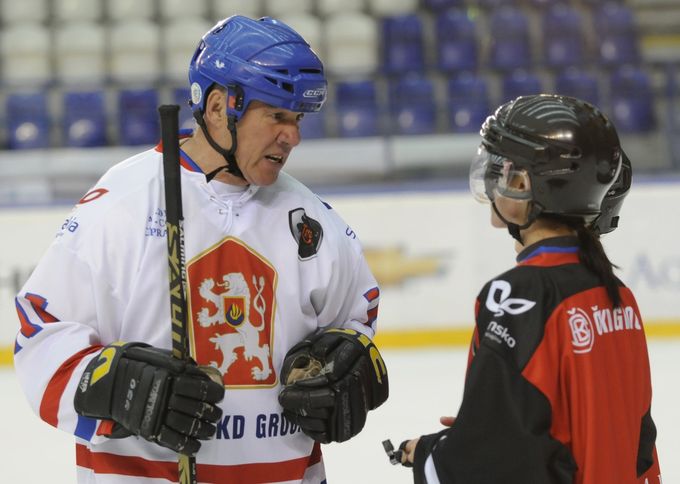 Slovenský hokej smutní. Zemřela legenda Slovanu Bratislava a mistr světa z Prahy (†80) Slovenský hokej smutní. Zemřela legenda Slovanu Bratislava a mistr světa z Prahy (†80)
