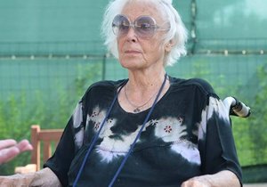 Květa Fialová, která trpí Alzheimerovou chorobou, poskytla Blesku rozhovor.