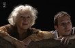 Květa Fialová a Josef Kubáník v představení Harold a Maude
