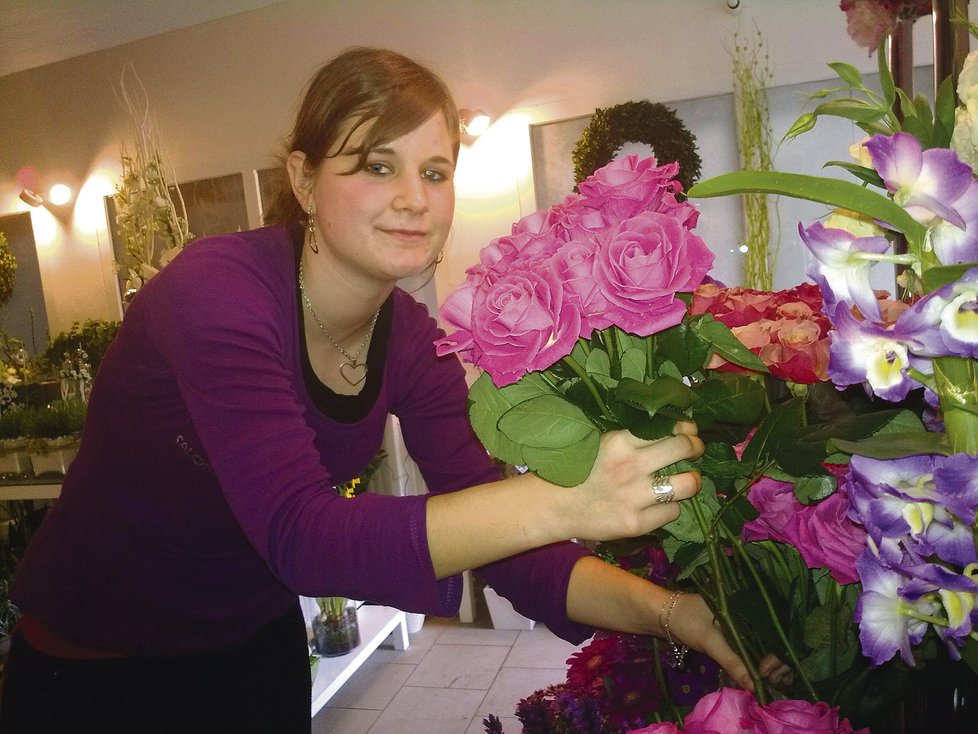 V Salonu květin uváže kytici třeba Hana Krylová (17)