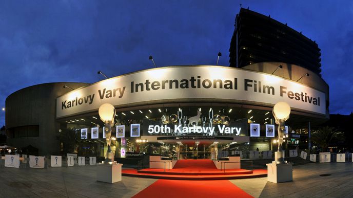 Velká cena Mezinárodního filmového festivalu v Karlových Varech putuje do USA.