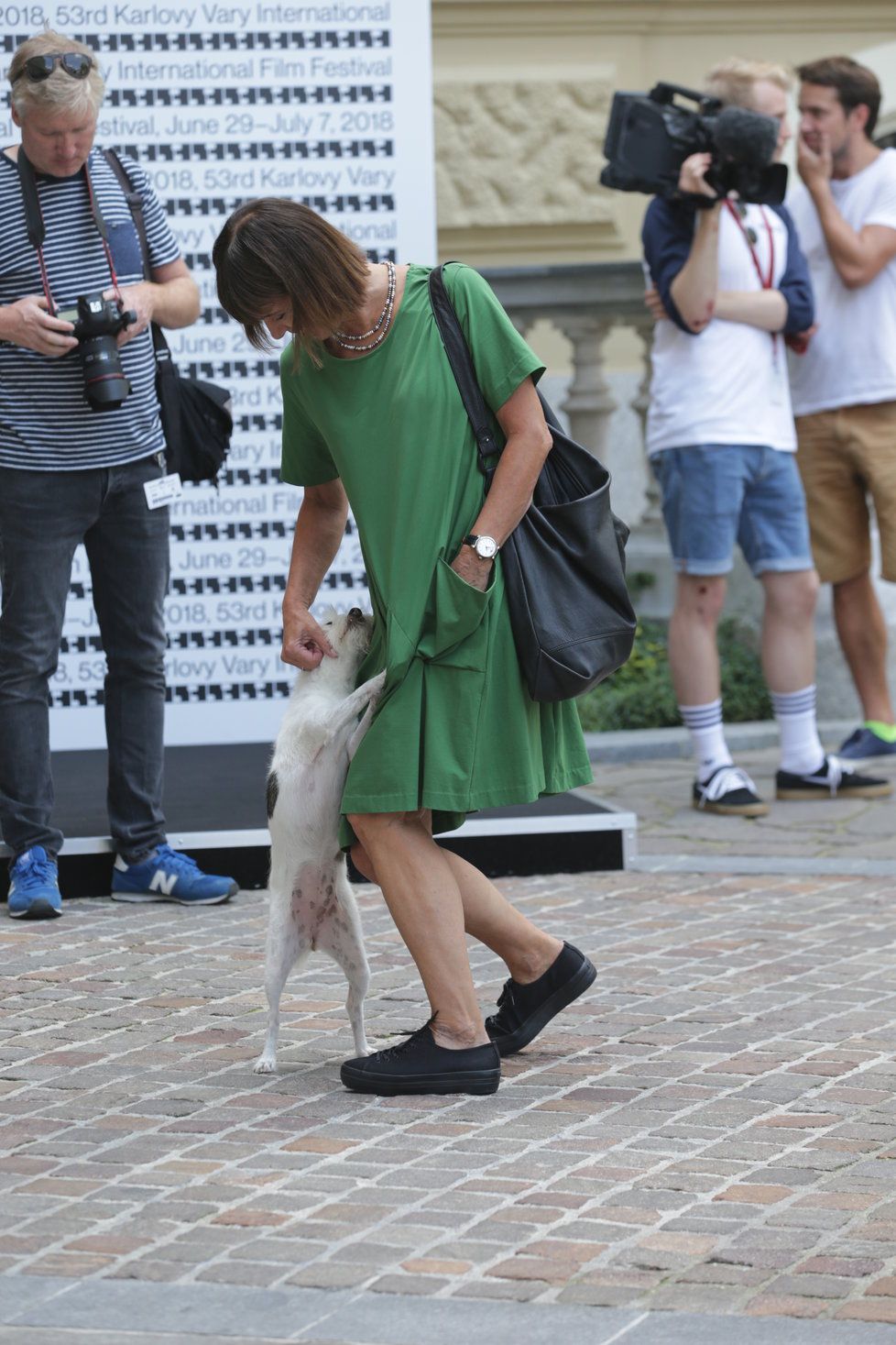 Andrea Bartošková na zahájení KVIFF 2018