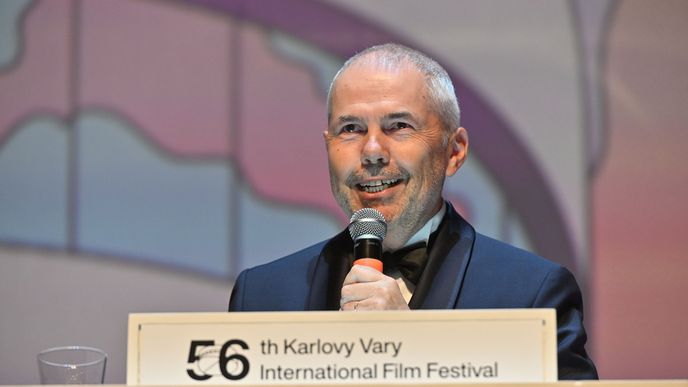 V Karlových Varech začíná filmový festival, sledujte slavnostní zahájení