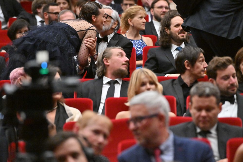 V Karlových Varech začíná filmový festival, sledujte hvězdy na červeném koberci