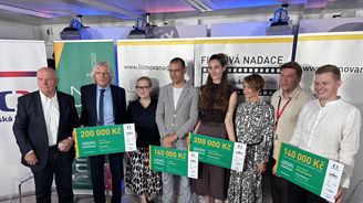 Jesenská, Hácha, Wichterle. Scénáře oceněné Filmovou nadací se ohlížejí za osudy skutečných osob. Jesenská, Hácha, Wichterle. Scénáře oceněné Filmovou nadací se ohlížejí za osudy skutečných osob.