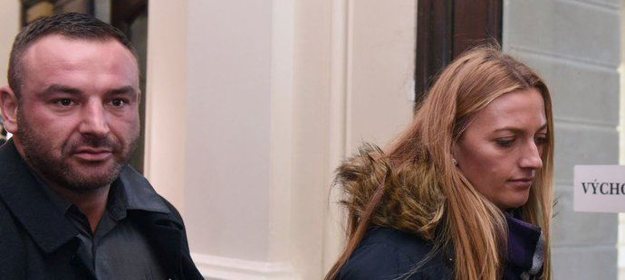 Tenistka Petra Kvitová v úterý u brnenského soudu vypovídala proti Radimu Žondrovi, který ji měl v prosinci 2016 přepadnout v jejím prostějovském bytě