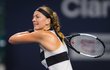 Česká tenistka Petra Kvitová v akci se konečně může věnovat zase jen tenisovým záležitostem