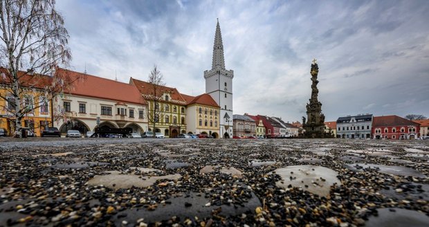 Kvíz: Češi si myslí, že to zvládnou, ale většina selže. Poznáte všechna náměstí napříč Českou republikou? Náměstí Kadaň