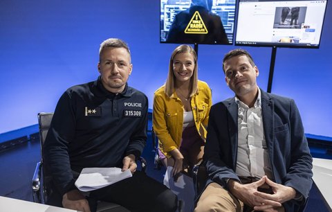 Nový seriál o kyberpodvodech: Podvodné SMS jako postrach Vánoc