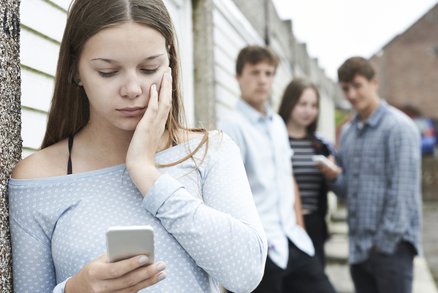 Kyberšikana: Šest důvodů, proč to dělají možná i vaše děti 
