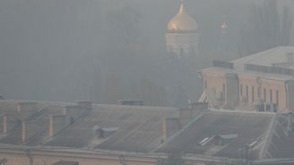 Kyjev sužuje dým z požárů u Černobylu, hodnoty znečištění jsou extrémní