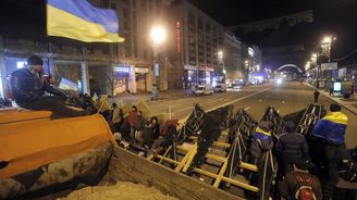 Situace v Kyjevě se přiostřuje: Ukrajinští demonstranti zablokovali budovu vlády