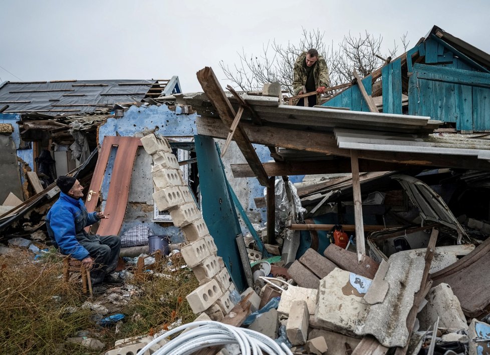 Fotografie z vesnice Pokrovskij Posad v Chersonské oblasti, 18. 11. 2022