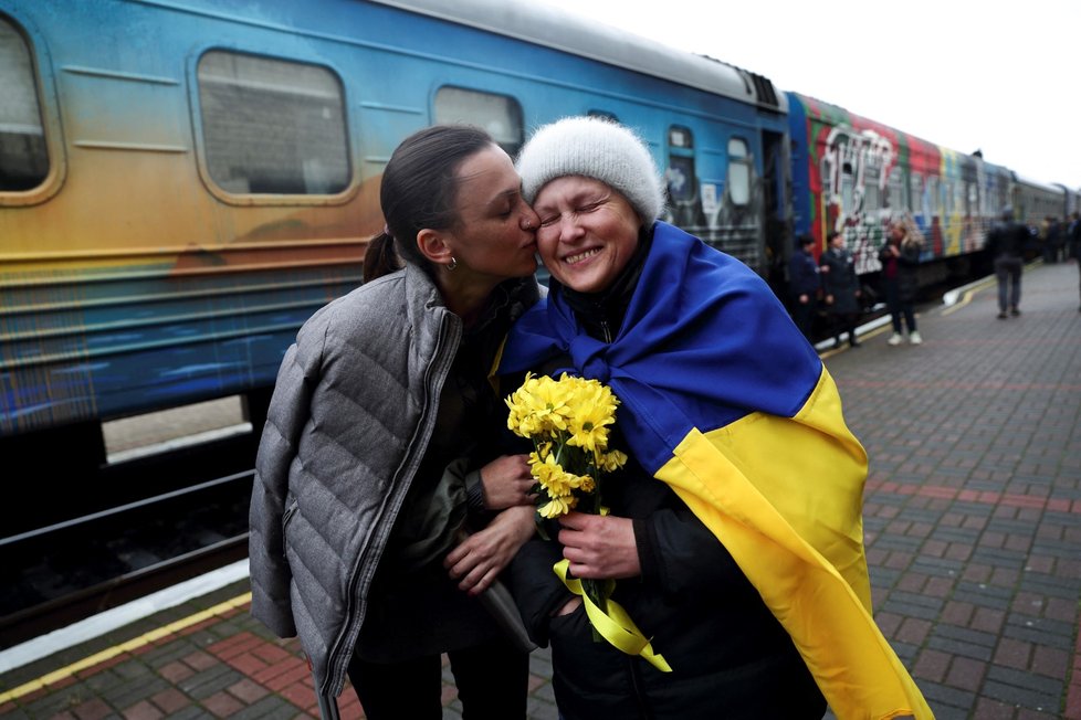 Příjezd prvního vlaku do osvobozeného Chersonu, 19. 11. 2022