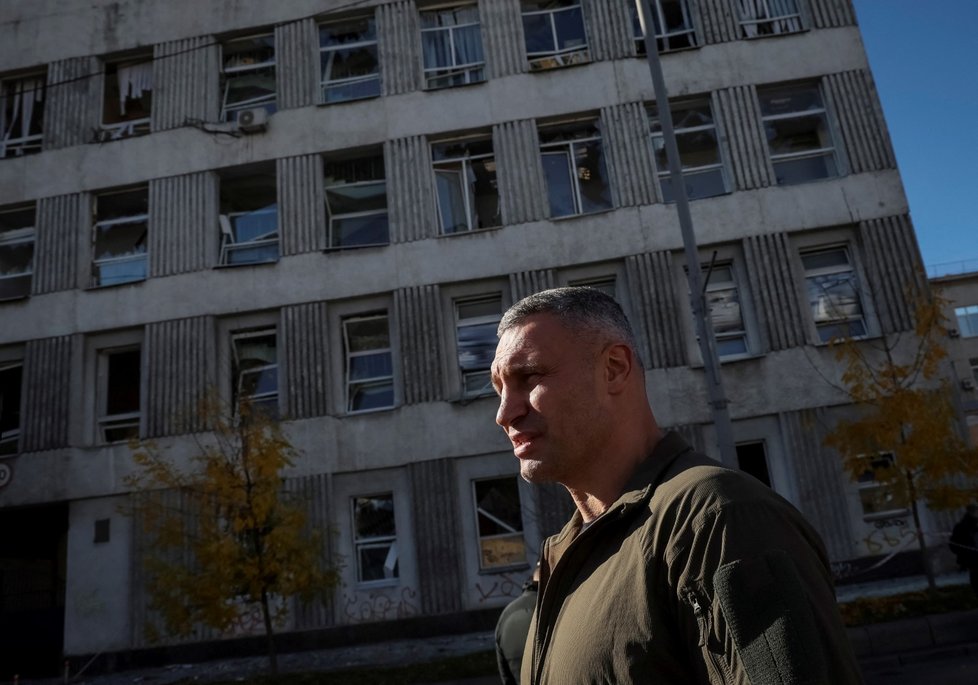 Starosta Kyjeva Kličko vidí následky ruských raketových útoků na Kyjev (10.10.2022)