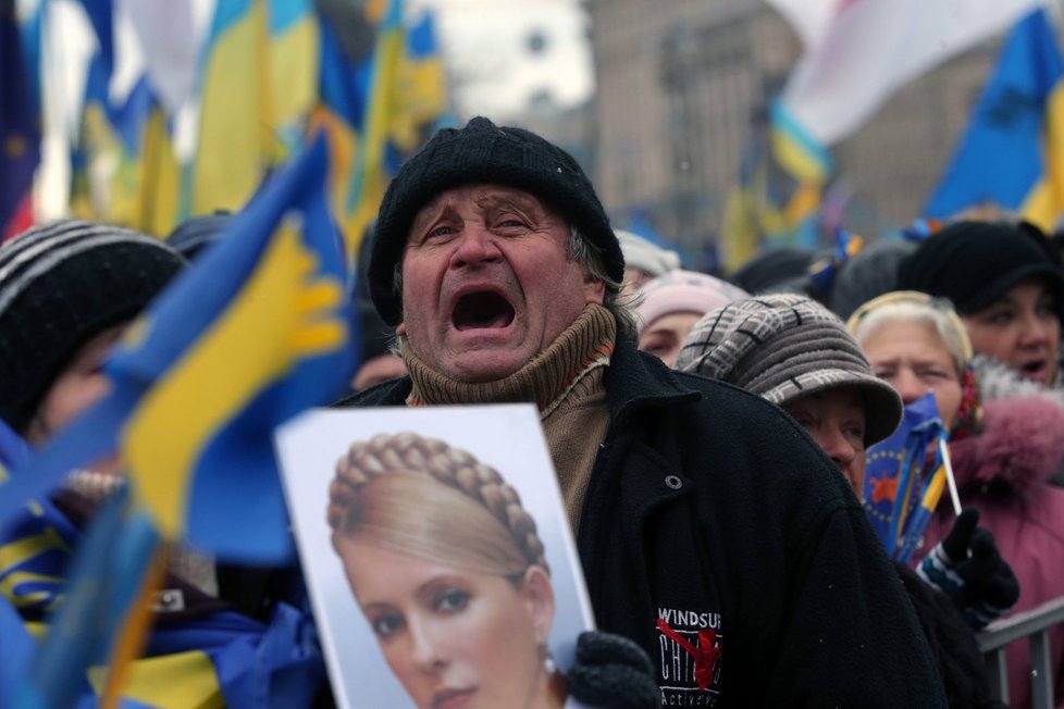 Demonstranti požadují i propuštění expremiérky Julije Tymošenkové z vězení