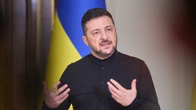 Ukrajinský prezident Volodymyr Zelenskyj na tiskové konferenci v Kyjevě (10. 10. 2025)