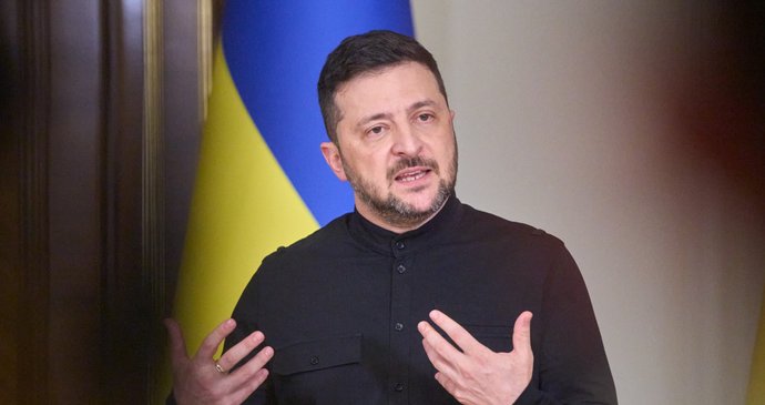 Ukrajinský prezident Volodymyr Zelenskyj na tiskové konferenci v Kyjevě (10. 10. 2025)