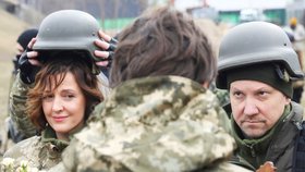 Svatba na bojové linii v Kyjevě (6.3.2022)