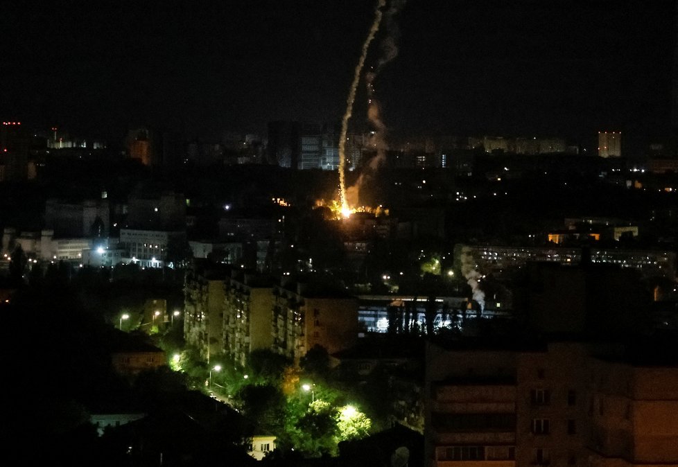 Noční raketový útok na Kyjev (16.5.2023)