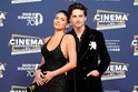 Zamilovaní Kylie Jennerová a Timothée Chalamet: Dovádí na pláži