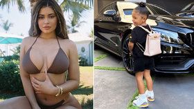 Dcerka Kylie Jenner jde do školky s batohem za 275 tisíc.