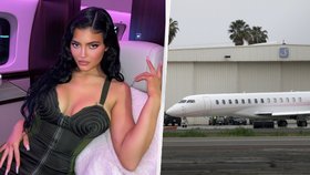 Kylie Jenner používá místo auta tryskáč. Jak ekologické!