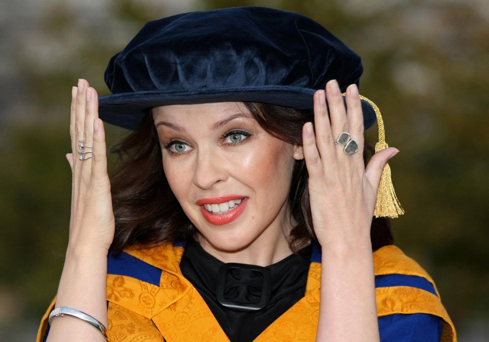 Kylie Minogue dostala čestný doktorát