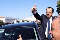 Novým prezidentem Kypru bude bývalý ministr Christodulides. Slibuje změny