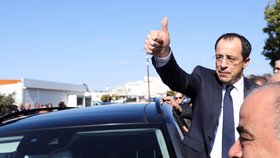 Vítěz prezidentských voleb na Kypru Nikos Christodulides.