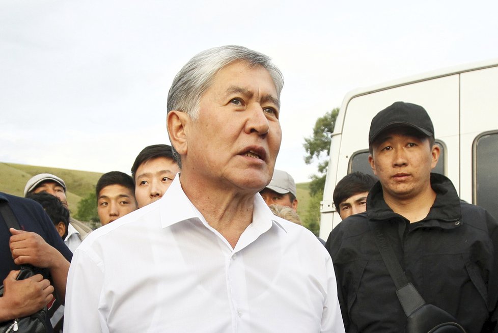 V sídle exprezidenta Kyrgyzstánu Atambajeva proběhla razie, při které se strhla krvavá přestřelka