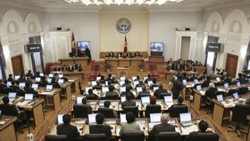 Tak kdopak zasedne v kyrgyzském parlamentu?