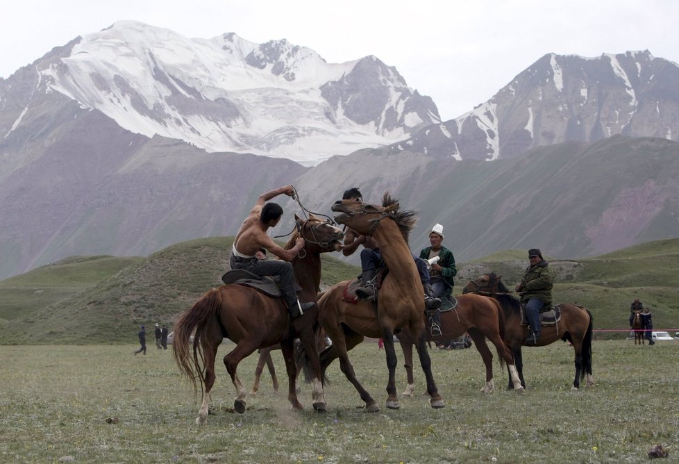 Kyrgyzstán je krásná, ale divoká země.