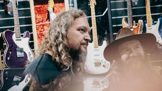 Svatý grál mezi kytarami v Praze: Fender Custom Shop otevírá bránu do světa hudebního luxusu a investic Svatý grál mezi kytarami v Praze: Fender Custom Shop otevírá bránu do světa hudebního luxusu a investic