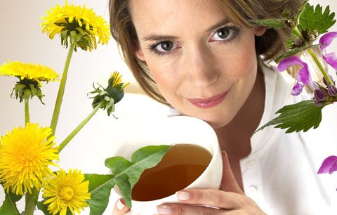 Pročistěte si tělo čajem! Poradíme vám bylinky, po kterých budete jako znovuzrození!