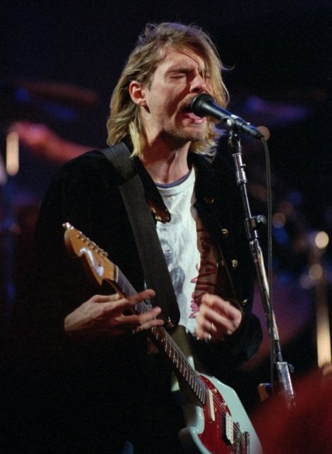 Cobain spáchal sebevraždu, když jeho dceři byly dva roky.