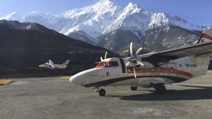 L-410 aerolinek Summit Air