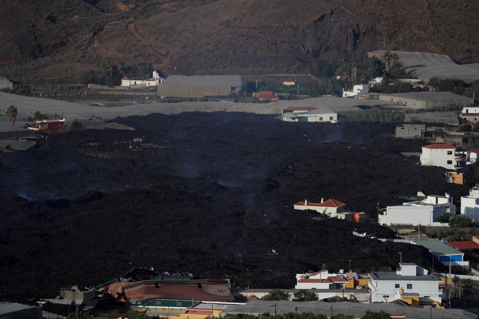 Vulkán na ostrově La Palma pokračuje v chrlení lávy (21.10.2021).