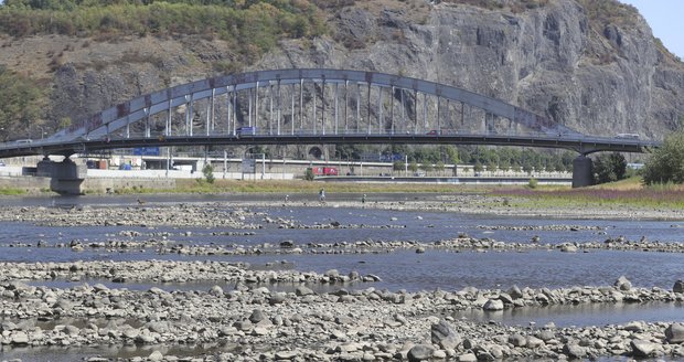 Vyprahlé Labe v Ústí nad Labem