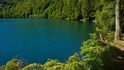 Hloubka jezera Pavin se pohybuje mezi 92 a 96 metry. Hloubka jezera Pavin se pohybuje mezi 92 a 96 metry.