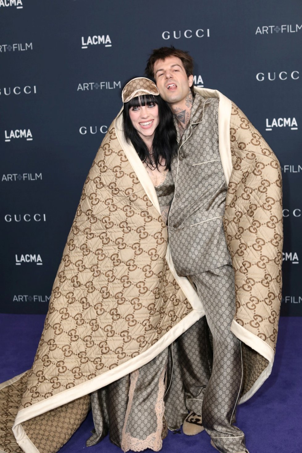 Billie Eilish a Jesse Rutherford poprvé spolu na červeném koberci... Vybrali si k tomu akci LACMA Art + Film Gala v Los Angeles.