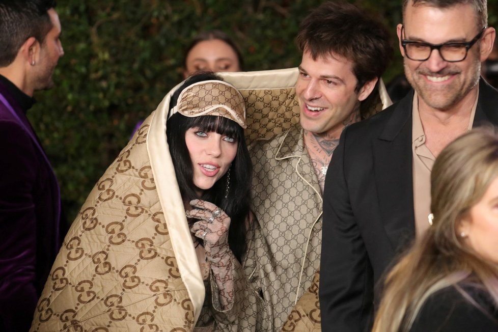 Billie Eilish a Jesse Rutherford poprvé spolu na červeném koberci... Vybrali si k tomu akci LACMA Art + Film Gala v Los Angeles.