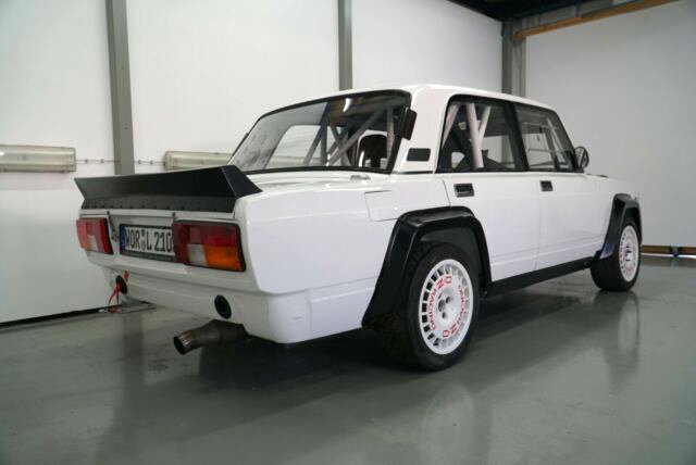 Lada 2105 VFTS RALLYE