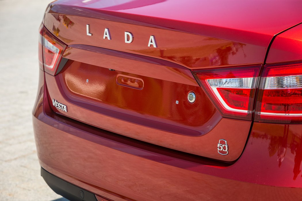 lada novemodely nizsistredni crossover