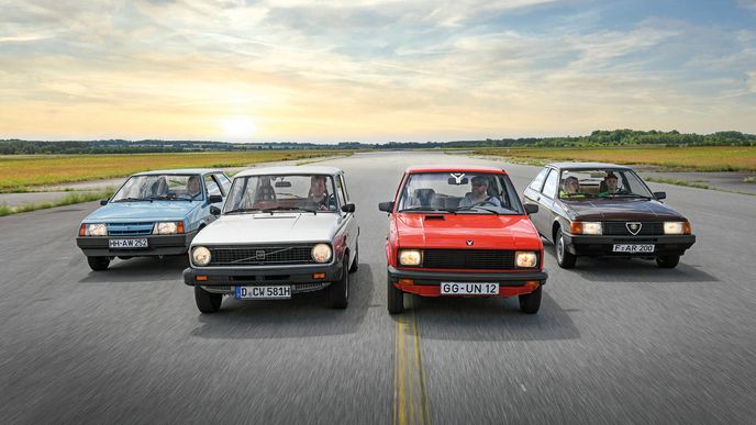 Lada Samara, Volvo 66 kombi, Yugo 45, Alfa Romeo Arna Lada Samara, Volvo 66 kombi, Yugo 45, Alfa Romeo Arna