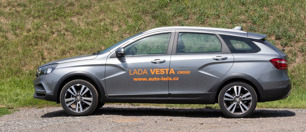 Lada Vesta SW Cross