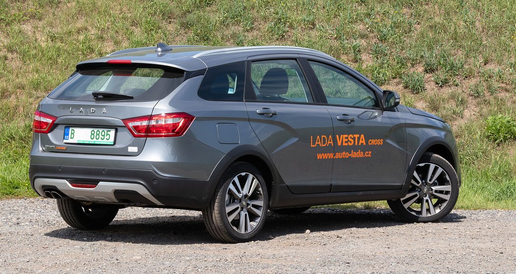 Lada Vesta SW Cross