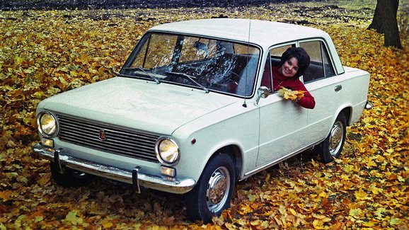 Připomeňte si nejznámější Fiat ve východním bloku. Aneb cesta od Fiatu 124 k žigulíku
