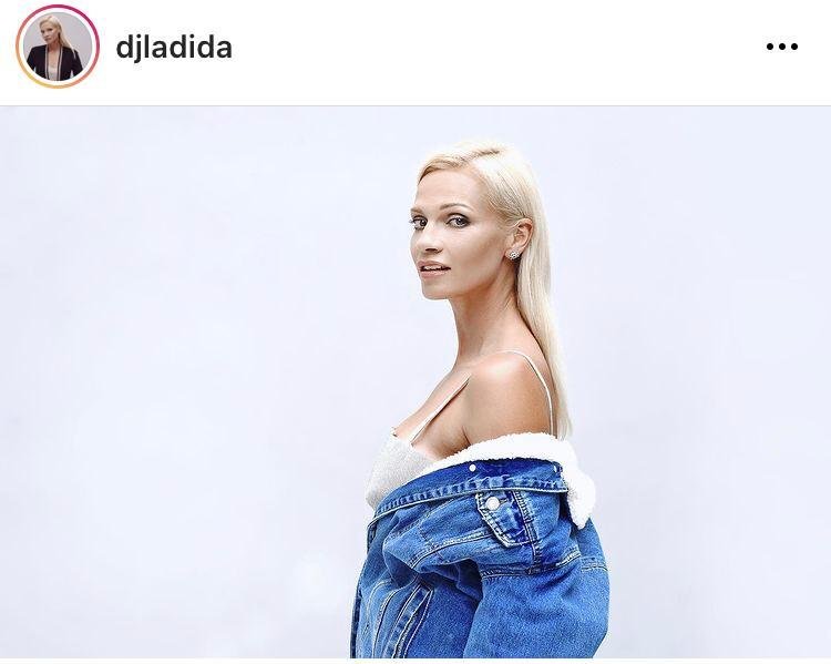 DJ Ladida žije s krásnou Sárou 